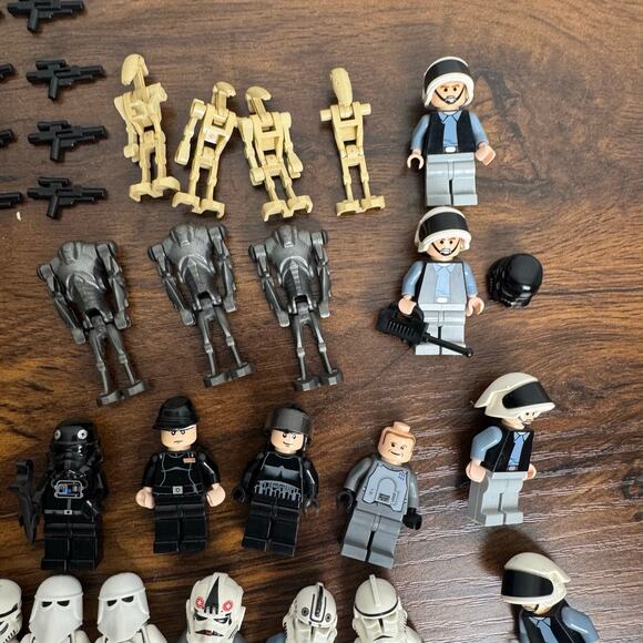 LEGO Star Wars Minifigure Lot: Stormtroopers, Snowtroopers, Clone Droids Weapons - Picture 4 of 5